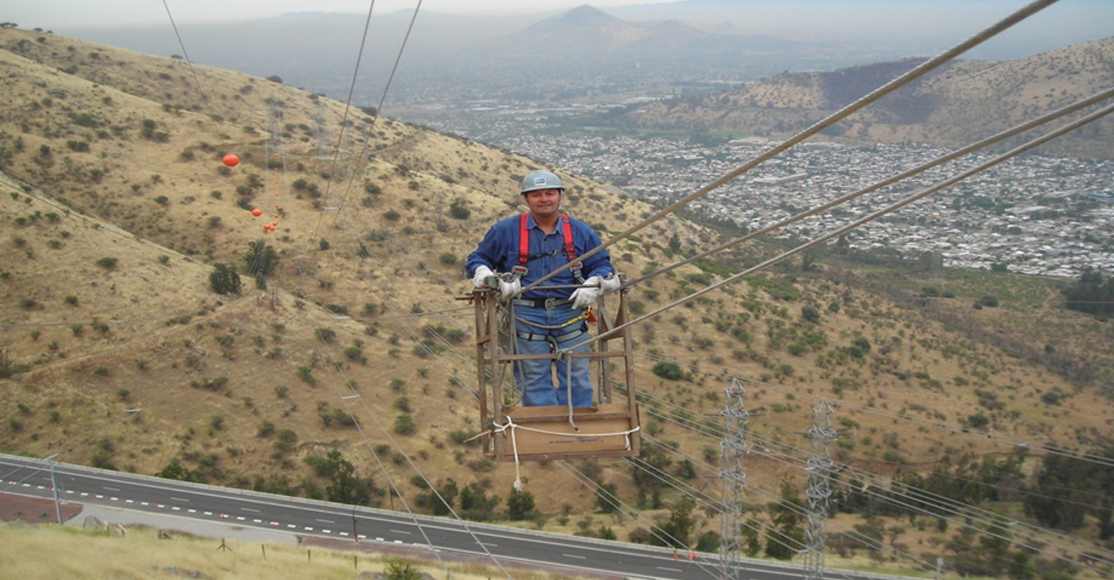ACCC® Conductor installation in Chile